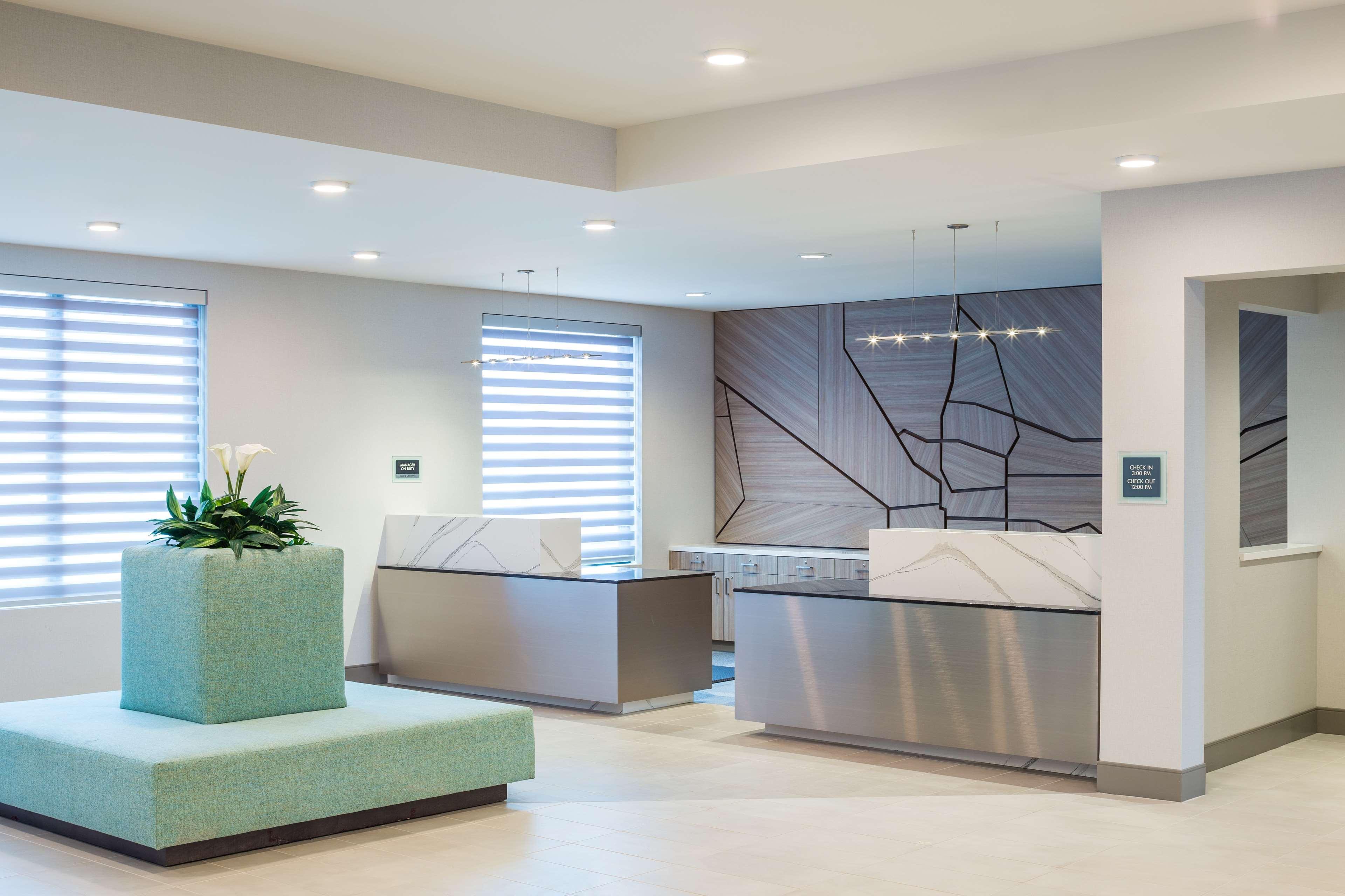 Best Western Premier Hotel At Fisher'S Landing Vancouver Exteriér fotografie